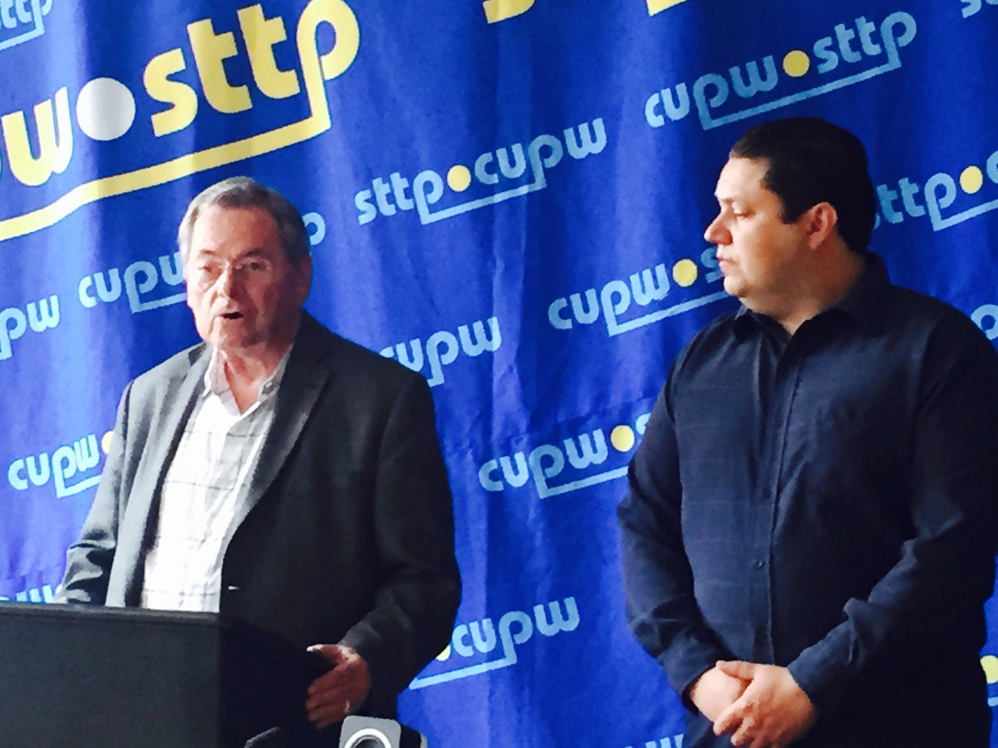 Mike Palecek, national president, Canadian Union of Postal Workers (CUPW) and Jean-Claude Parrot, National Organization of Retired Postal Workers (NORPW) Mike Palecek, national president, Canadian Union of Postal Workers (CUPW) and Jean-Claude Parrot, National Organization of Retired Postal Workers (NORPW)